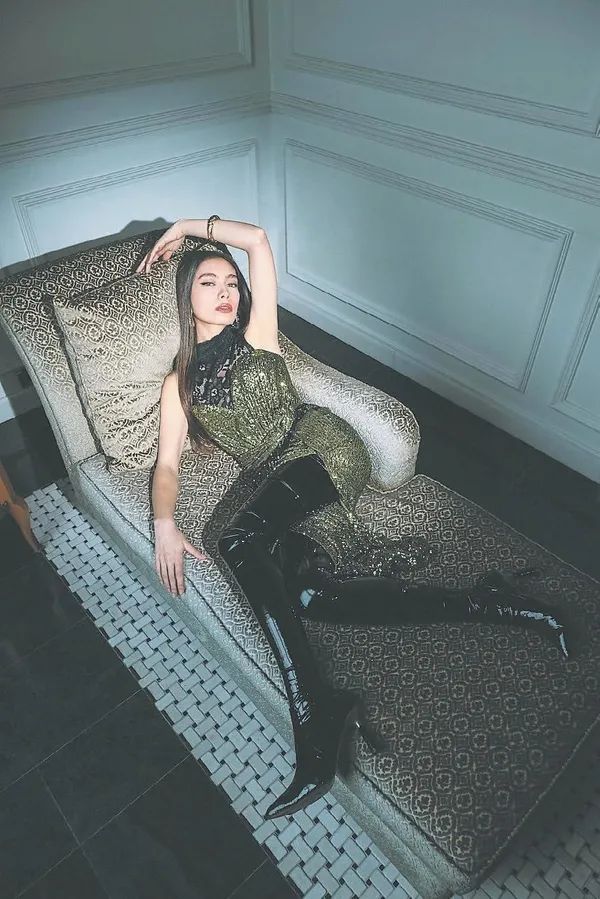 Serdar Ortaç ve Seçil Gür önceki gün Tarabya- Bebek hattında bisikletle tura çıktı-7