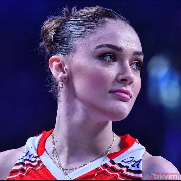 Aralarının limoni olduğu söylenen Zehra Güneş ile Hande Baladın'dan olay yaratan hamle! Filenin Sultanları'nın iki güzeli... - 25