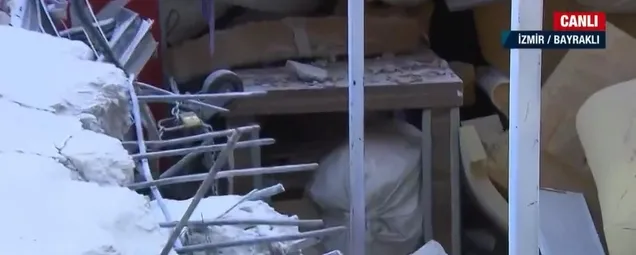 SON DAKİKA: İzmir’de Doğanlar Apartmanı’nda bir anne ve 4 çocuğuna ulaşıldı!