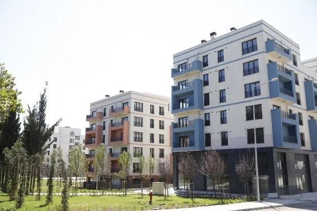 CHP’li İBB halkın canına kast etmeye devam ediyor! İBB AK Parti Meclis Üyesi'nden tepki: Acil yıkılması gereken 318 binaya hiçbir şey yapılmadı-16