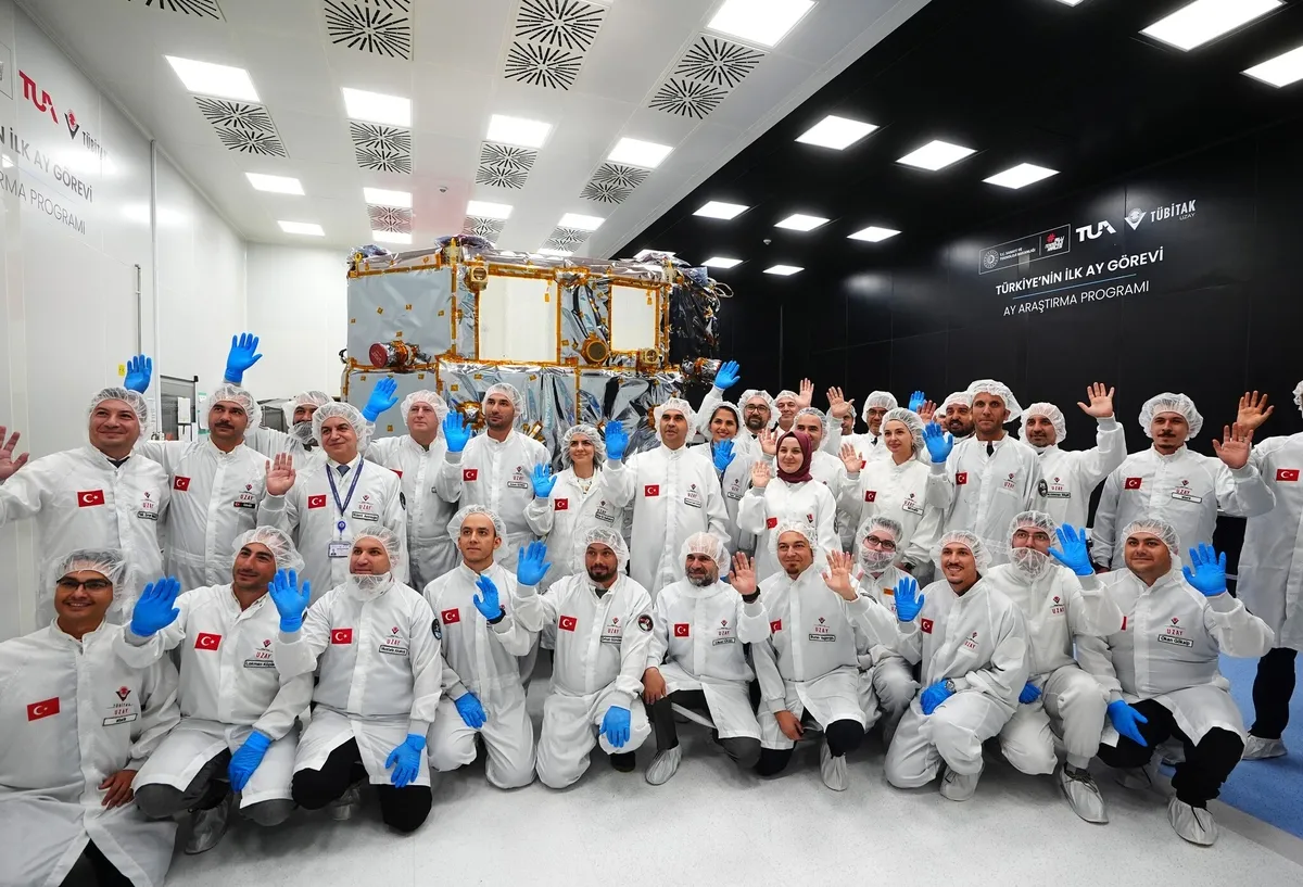 Türkiye'nin Ay aracı 2027'nin ilk aylarında uzaya fırlatılacak! Bakan Kacır açıkladı: İlk Müslüman ülke olacak-6