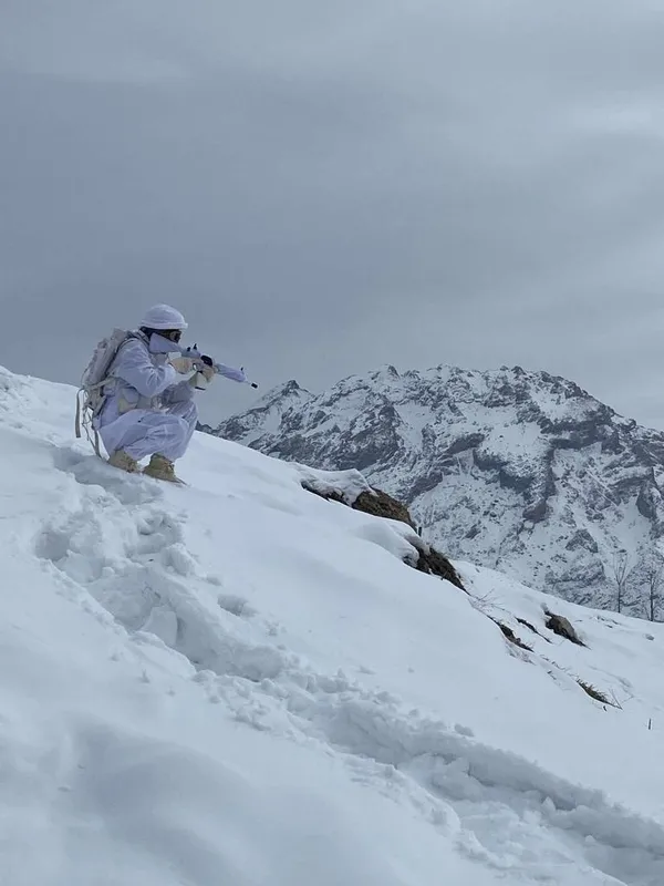 Teröre 'Eren' darbesi: Çok sayıda mühimmat ele geçirildi-3