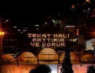 Sanatıyla göklere 'yıldız' asıyor