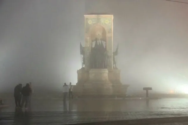HAVA DURUMU | İstanbul güne yoğun sisle başladı