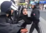 Almanya'da Türk kızına ırkçı saldırı