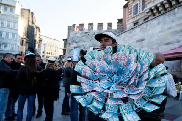 cekilis-sonuc-millipiyangoonlinecom-milli-piyango-2024-yilbasi-cekilis-sonuclari-sirali-tam-liste-milli-piyang-1704042311861.jpg ÇEKİLİŞ SONUÇ: Milli Piyango büyük ikramiye nereye, hangi illere çıktı? millipiyangoonline.com Milli Piyango 2024 Yılbaşı çekiliş sonuçları sıralı tam liste!-6
