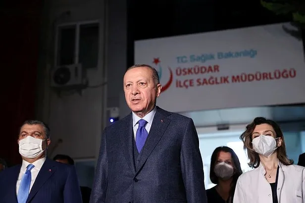 son-dakika-baskan-erdogan-saglik-calisanlariyla-iftar-yapti-1619294080856.jpeg Son dakika: Başkan Erdoğan sağlık çalışanlarıyla iftar yaptı-4