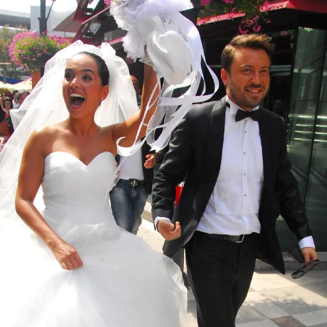 Can Borcu’nun Yekta’sı Tolga Güleç’in eski eşi bakın kim! Dürüye'nin Güğümleri'nin yıldızıyla 4 yıl aynı yastığa baş koymuş... - 12