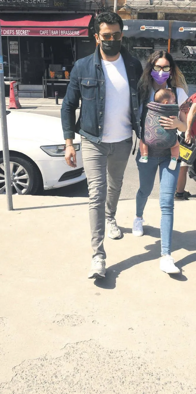 Kenan İmirzalıoğlu ile Sinem Kobal ıssız bir villa kiraladı