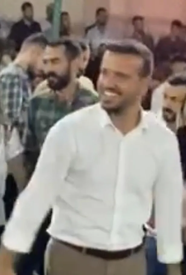 son-dakika-tahir-guvene-pusu-kuran-terorist-hdpli-huseyin-kacmazin-evinden-cikti-1638998860649.jpeg Son dakika: Tahir Güven'e pusu kuran terörist HDP'li Hüseyin Kaçmaz'ın evinden çıktı! Tutuklama haberi geldi-4