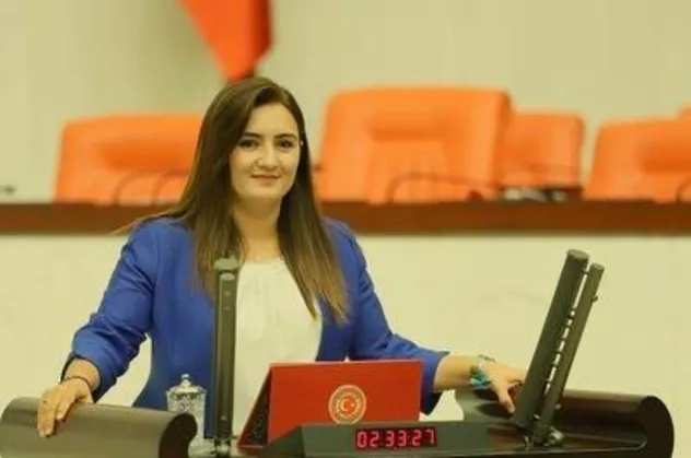 Son dakika: CHP İzmir Milletvekili Sevda Erdan Kılıç PM üyeliğinden istifa etti
