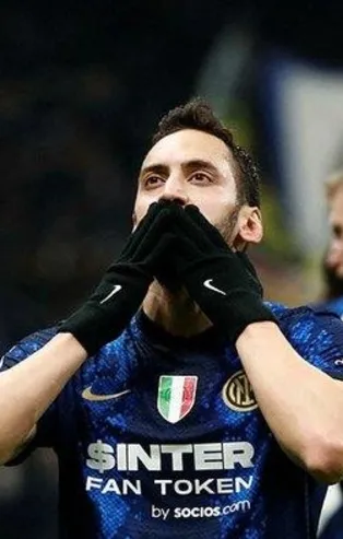 Inter farklı kazandı! Hakan Çalhanoğlu'ndan klas gol