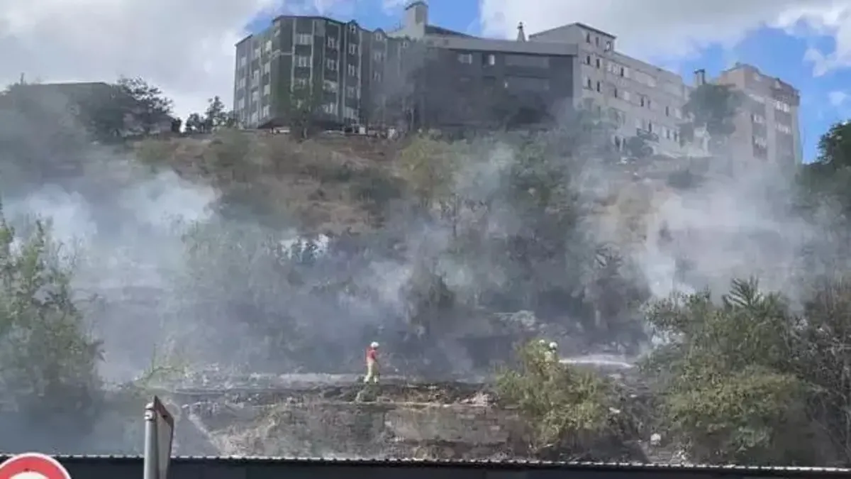 Kağıthane'de çıkan yangın söndürüldü