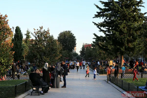 İstanbul'da 5.8'lik deprem sonrası milyonlar sokaklara akın etti! İşte İstanbul'dan kareler... - 36