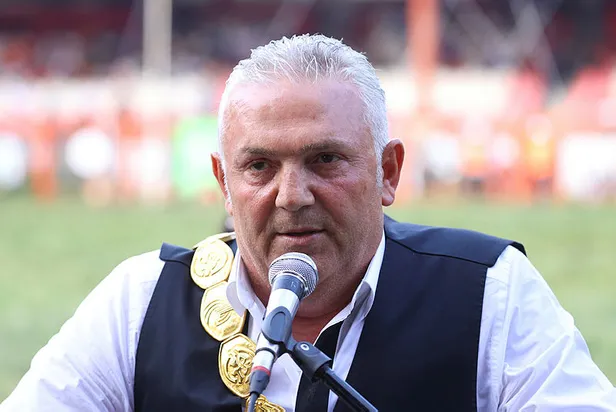 kirkpinar-agasi-seyfettin-selim-kimdir-kac-yasinda-661-kirkpinar-yagli-guresleri-agasi-seyfettin-selim-nereli-1656852104320.jpg Kırkpınar Ağası Seyfettin Selim kimdir, kaç yaşında? 661. Kırkpınar Yağlı Güreşleri ağası Seyfettin Selim nereli, mesleği ne?-3