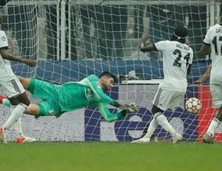 Borussia Dortmund maçının en çok konuşulan ismi olmuştu! Ersin Destanoğlu'na vize çıktı!