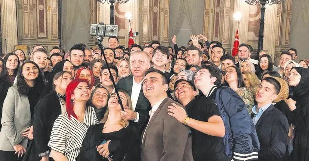 Başkan Erdoğan gençlere seslendi: Sorunlarımızı birlikte çözeceğiz