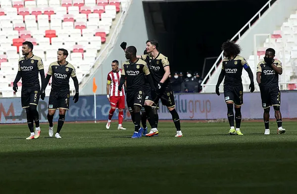 sivasspor-yeni-malatyaspor-2-1-mac-ozeti-1644755695537.jpg Sivasspor-Yeni Malatyaspor: 2-1 | MAÇ ÖZETİ-4