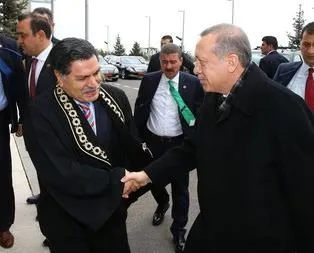 Erdoğan’ı kapıda karşıladı