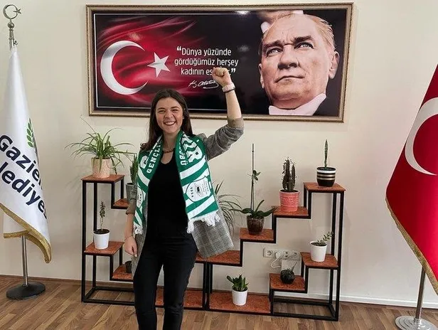 Sınav hırsızı CHP'li İzel Zenginobuz'a sert tepki: "Gittiğin dershane hangisi?"-2