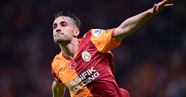 Yunus Akgün gollerine devam ediyor!