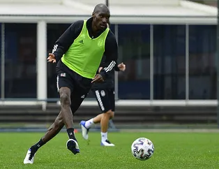 Beşiktaş Fenerbahçe’ye kilitlendi