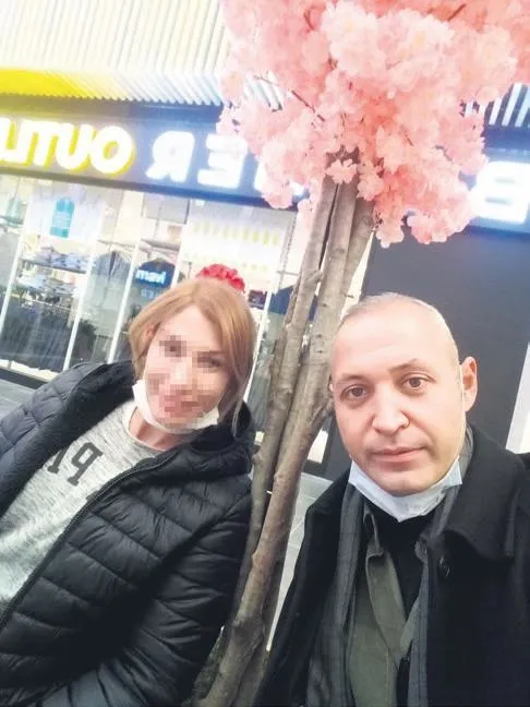 turkiyeye-baklava-yediren-kiz-semiha-dilara-hazirin-paylasimi-milyonlara-ulasti-1673998969338.jpeg Türkiye'ye baklava yediren kız! Semiha Dilara Hazır'ın paylaşımı milyonlara ulaştı-3