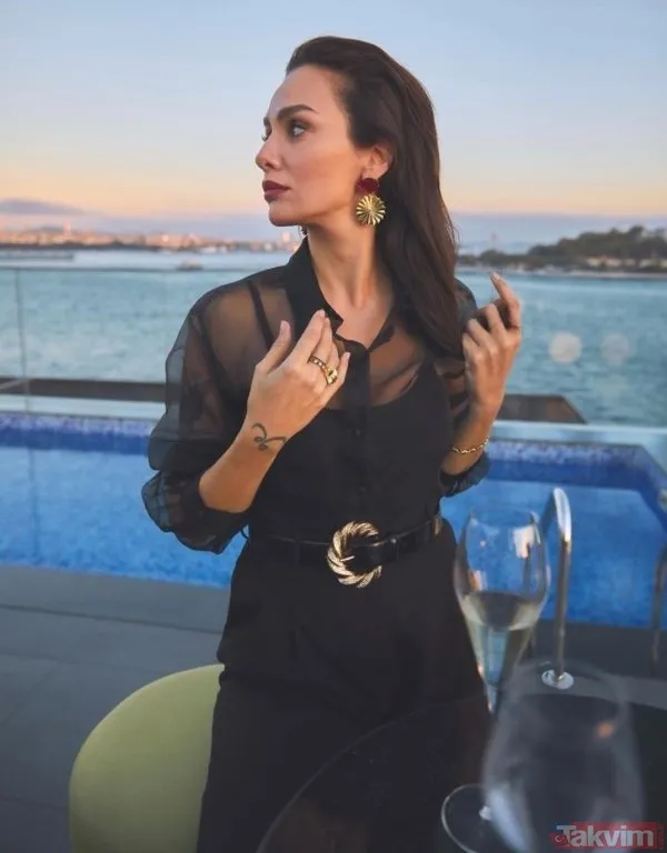 Hülya Avşar'ın eski sevgilisi Sadettin Saran ile Birce Akalay'ın Kaz Dağları kaçamağı! Gizli tatil ifşa oldu: "Bu da mı tesadüf?" - 11