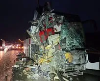 TAG Otoyolu Tarsus geçişinde yolcu otobüsü TIR’a arkadan çarptı! 9 yaralı