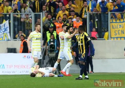 Ankaragücü - Fenerbahçe maçında şok kavga! İşte Mehmet Ekici ve Hector Canteros arasındaki gerginliğin görüntüleri
