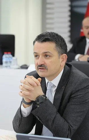 Tarım ve Orman Bakanı Bekir Pakdemirli: TMO nisanda 20 bin ton fındık satacak! Fındık fiyatları belli oldu