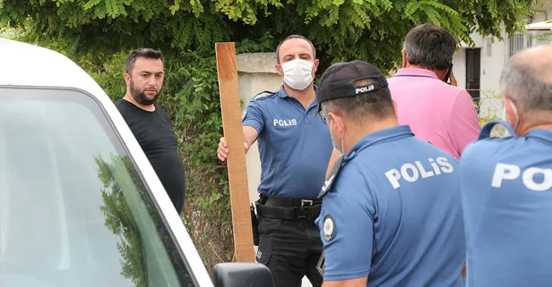 Bir maganda sırasını beklemesini söyleyen doktora 'çivili tahta'yla vurdu