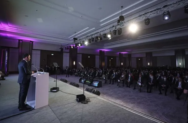 cevre-sehircilik-ve-iklim-degisikligi-bakani-murat-kurumdan-tum-sektorlere-yesil-kalkinma-projeleri-cagrisi-1639594748043.jpg Çevre Şehircilik ve İklim Değişikliği Bakanı Murat Kurum'dan tüm sektörlere 'Yeşil Kalkınma' projeleri çağrısı-11