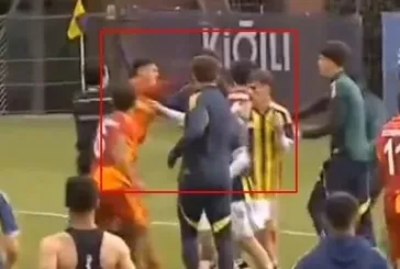 U19 maçında yumruklu kavga!