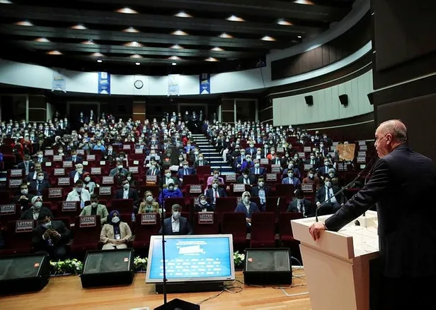 baskan-erdogan-ak-parti-teskilat-akademisi-egitim-programi-acilisina-katildi-1633622067119.jpeg Başkan Erdoğan Teşkilat Akademisi Eğitim Programı açılışına katıldı-2