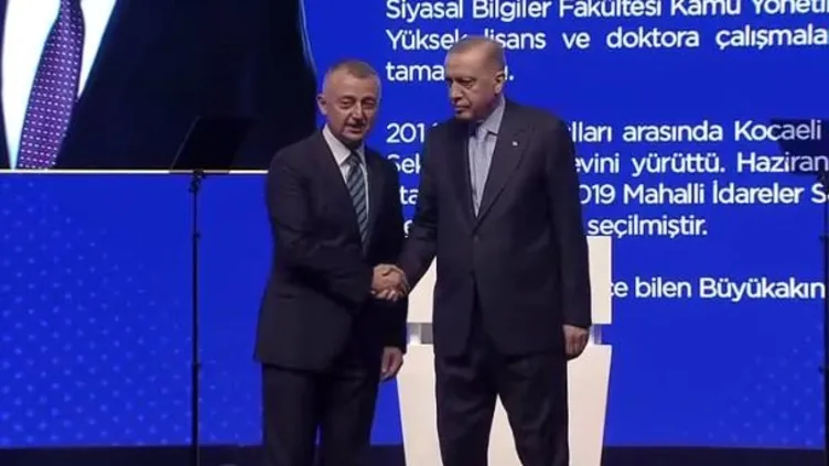 KOCAELİ AK PARTİ Belediye Başkan adayı TAHİR BÜYÜKAKIN oldu! AK Parti 2024 KOCAELİ Belediye Başkan adayı TAHİR BÜYÜKAKIN kimdir?