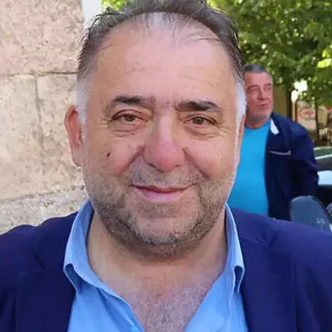 son-dakika-hababam-sinifinin-bacaksizi-tuncay-akcadan-aci-haber-yesilcam-oyuncusu-60-yasinda-vefat-etti-1723889555224.jpg Hababam Sınıfı’nın Bacaksız’ı Tuncay Akça’dan acı haber! Yeşilçam oyuncusu 60 yaşında vefat etti!-8