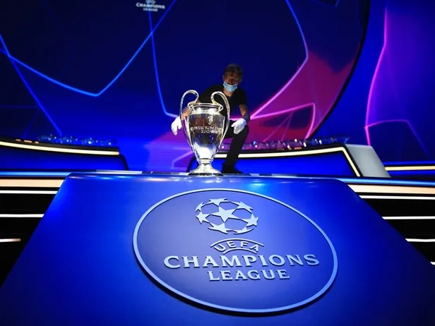 uefa-sampiyonlar-ligi-ucl-kura-cekimi-exxen-canli-izle-sampiyonlar-ligi-gruplari-belli-oldu-mu-sampiyonlar-lig-1661443375943.jpg UEFA Şampiyonlar Ligi UCL KURA ÇEKİMİ SONUÇLARI! Şampiyonlar Ligi grupları belli oldu mu? Şampiyonlar Ligi UCL grup maçları ne zaman?-2