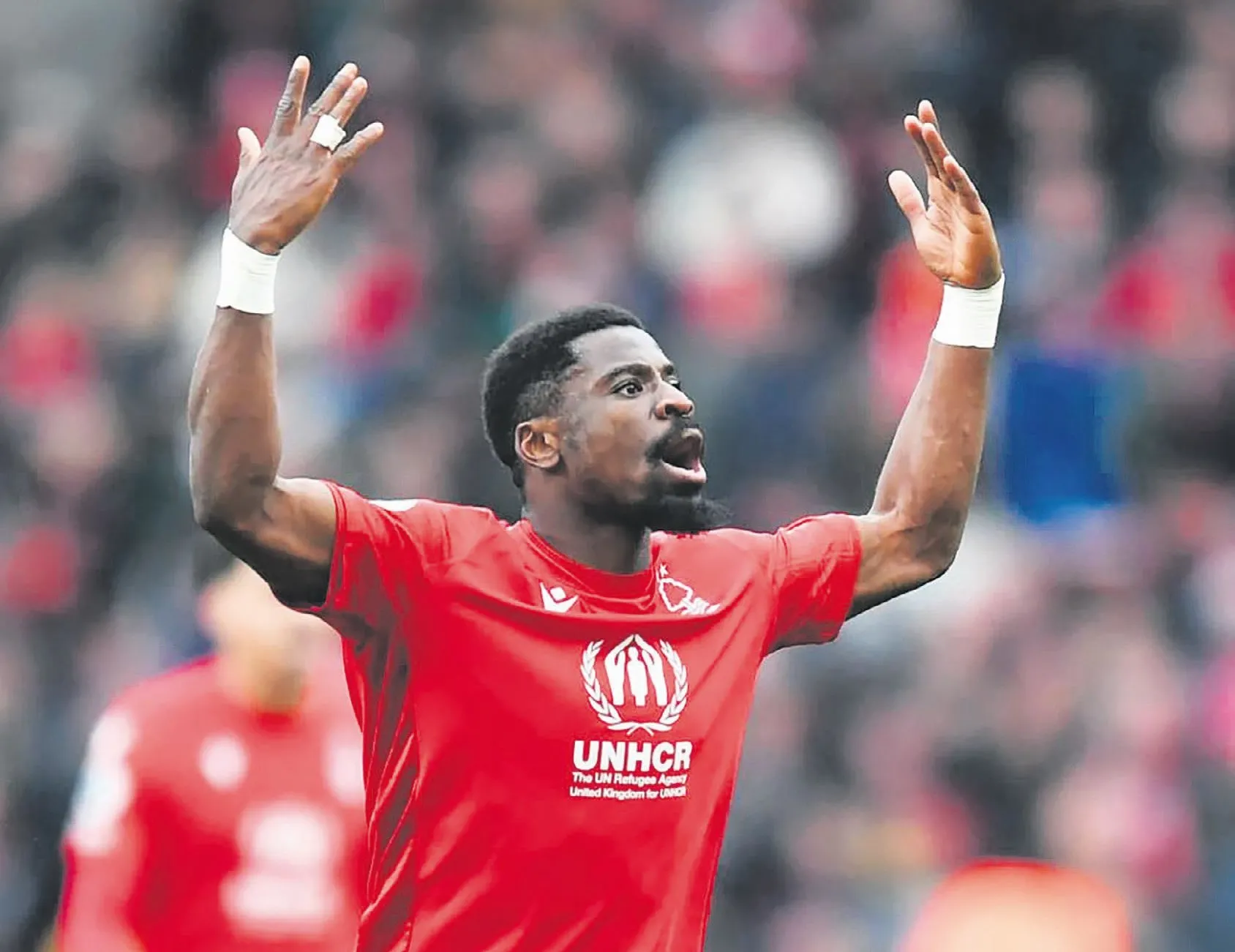 4 aylığına Sergio Aurier