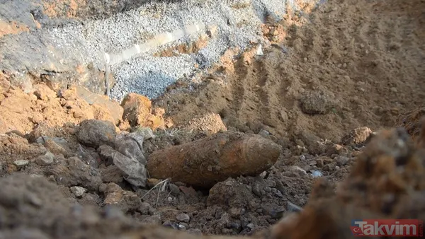 İstanbul'da panik anları! Sultangazi'de polis merkezi amirliğinin yanında toprağa gömülü havan topu mermisi bulundu - 4