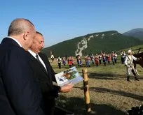 Aliyev, Başkan Erdoğan’a at hediye etti