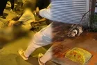 Beyoğlu'nda pitbull terörüne kanlı cevap! "Köpeğine sahip çık" deyip bıçakladı