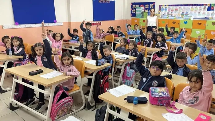 1701846343327.jpeg Bir dönem resmen sona erdi! MEB'den "sınıf annesi" kararı-3