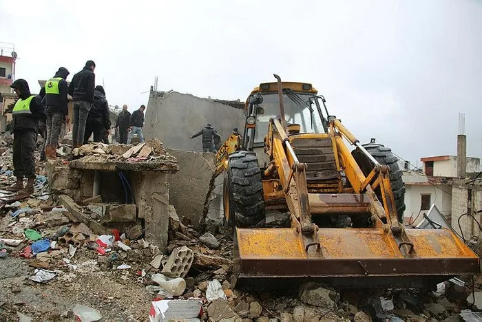 katil-israilin-lubnana-duzenledigi-saldirida-1-sivil-oldu-1704914348687.jpeg Katil İsrail'in Lübnan'a düzenlediği saldırıda 1 sivil öldü-2