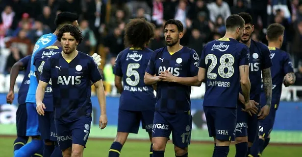 Fenerbahçe 10 kişi! İrfan Can Kahveci böyle atıldı