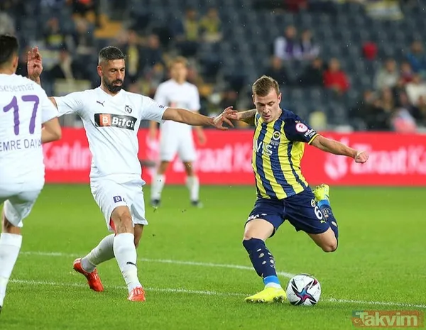 Fenerbahçe'de ayrılık mevsimi! Rossi, Szalai, Berisha... - 7