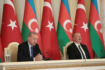 Başkan Erdoğan'ın Azerbaycan ziyareti ve Şuşa mesajı dünya gündeminde! Manşetlere böyle taşıdılar