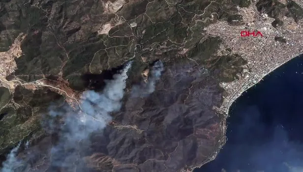 Göktürk-1 ve Göktürk-2 Muğla Marmaris ile Antalya Manavgat'taki yangınları uzaydan görüntüledi