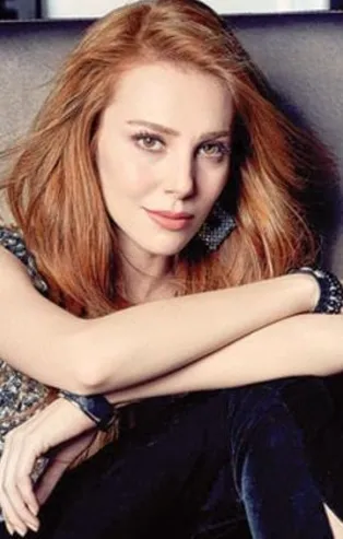 Sinem Güven'in kızı Defne'ye Elçin Sangu morali