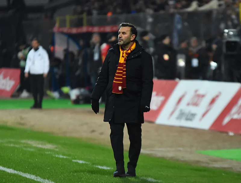 Galatasaray Gaziantep karşısında! Buruk'tan orta saha kararı - 9
